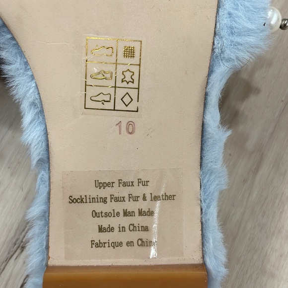 NWT JEFFERY CAMPBELL Facile Faux Fur Slides Baby Blue Pearl & Rhinestone Size 10 - Picture 7 of 10